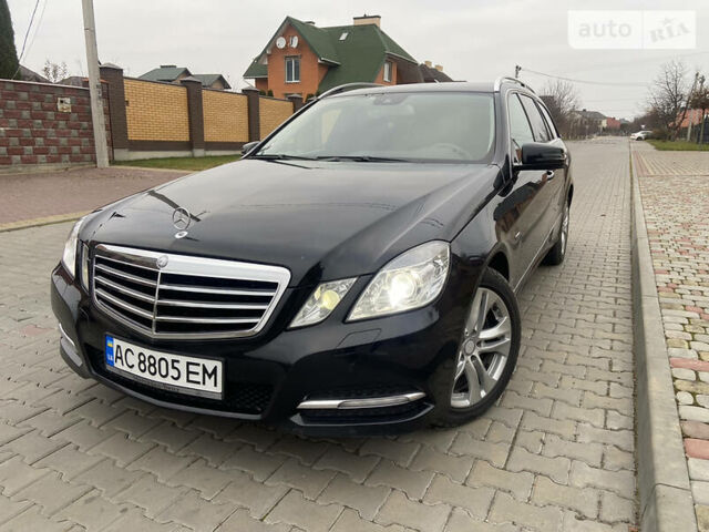 Чорний Мерседес Е-Клас, об'ємом двигуна 2.1 л та пробігом 250 тис. км за 12000 $, фото 25 на Automoto.ua