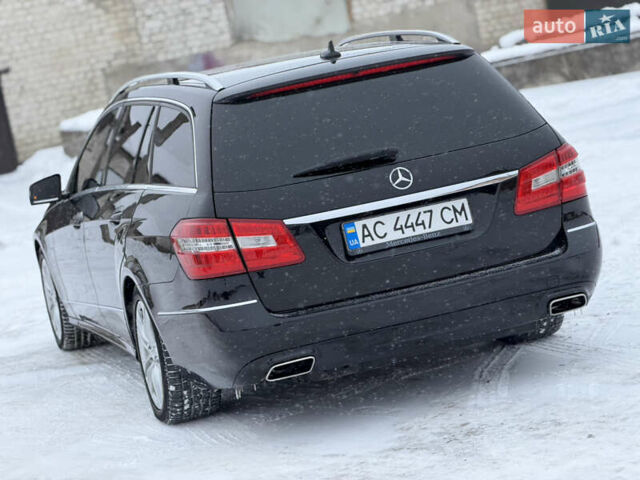 Чорний Мерседес Е-Клас, об'ємом двигуна 2.1 л та пробігом 335 тис. км за 13700 $, фото 1 на Automoto.ua