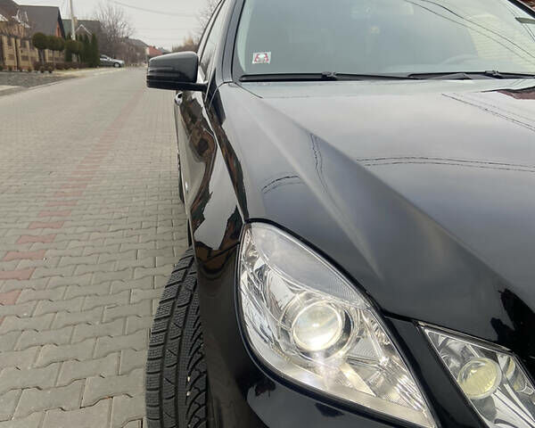 Чорний Мерседес Е-Клас, об'ємом двигуна 2.1 л та пробігом 250 тис. км за 12000 $, фото 11 на Automoto.ua