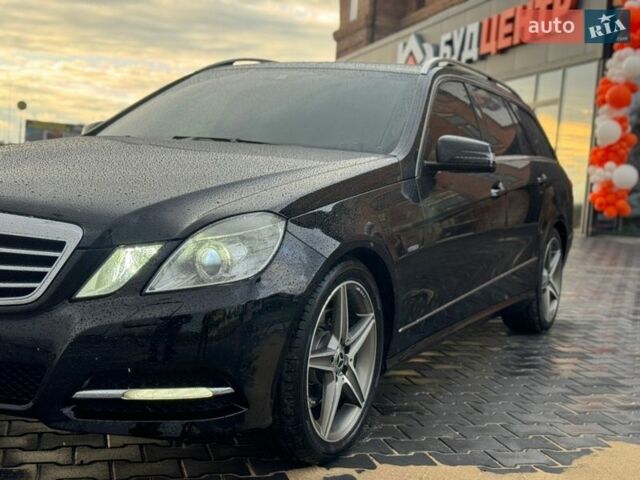 Черный Мерседес Е-Класс, объемом двигателя 2.2 л и пробегом 349 тыс. км за 12999 $, фото 39 на Automoto.ua
