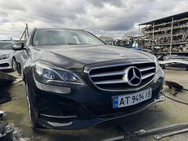 Мерседес Е-Клас 2013 у Івано-Франківську на Automoto.ua Чорний Мерседес Е-Клас, об'ємом двигуна 2.1 л та пробігом 300 тис. км за 2000 $, фото 1 на Automoto.ua