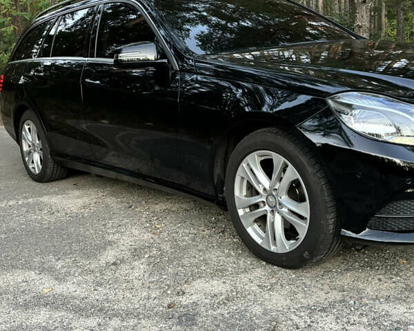 Черный Мерседес Е-Класс, объемом двигателя 2.14 л и пробегом 422 тыс. км за 14000 $, фото 2 на Automoto.ua