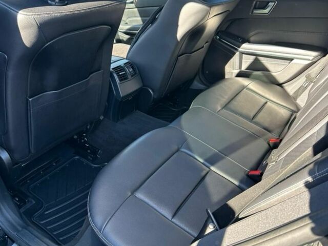 Чорний Мерседес Е-Клас, об'ємом двигуна 2.1 л та пробігом 350 тис. км за 15000 $, фото 2 на Automoto.ua