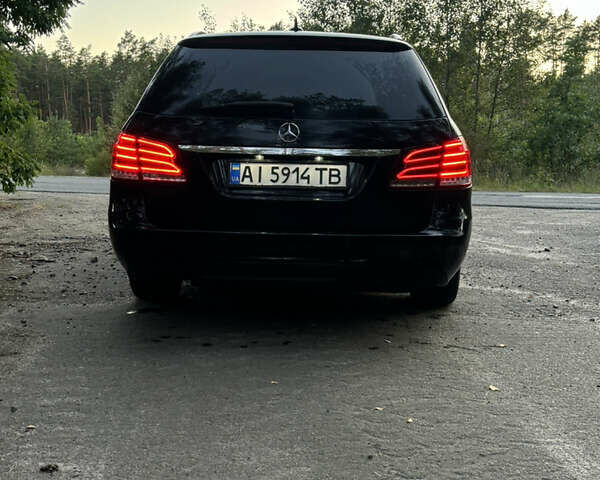Черный Мерседес Е-Класс, объемом двигателя 2.14 л и пробегом 422 тыс. км за 14000 $, фото 3 на Automoto.ua