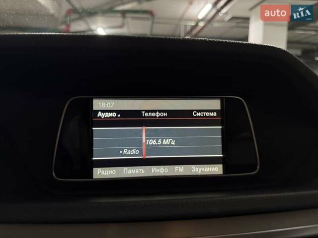 Чорний Мерседес Е-Клас, об'ємом двигуна 2.1 л та пробігом 330 тис. км за 14500 $, фото 37 на Automoto.ua