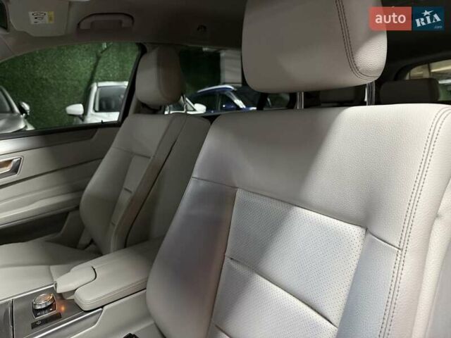 Чорний Мерседес Е-Клас, об'ємом двигуна 2.1 л та пробігом 330 тис. км за 14500 $, фото 24 на Automoto.ua