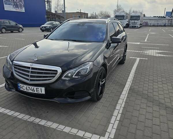 Черный Мерседес Е-Класс, объемом двигателя 2.1 л и пробегом 285 тыс. км за 15900 $, фото 31 на Automoto.ua