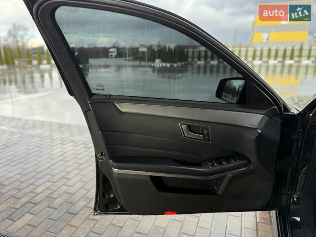 Черный Мерседес Е-Класс, объемом двигателя 2.2 л и пробегом 412 тыс. км за 9999 $, фото 20 на Automoto.ua