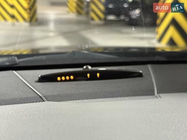 Чорний Мерседес Е-Клас, об'ємом двигуна 2.1 л та пробігом 330 тис. км за 14500 $, фото 35 на Automoto.ua