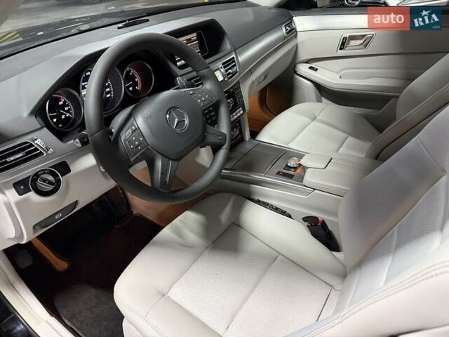 Чорний Мерседес Е-Клас, об'ємом двигуна 2.1 л та пробігом 330 тис. км за 14500 $, фото 26 на Automoto.ua