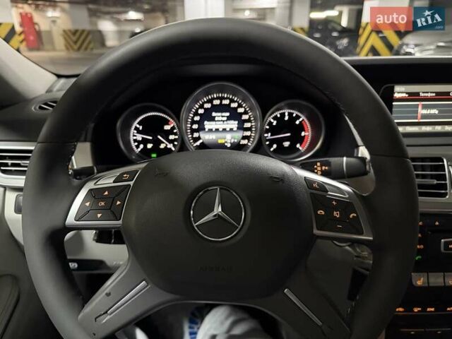 Чорний Мерседес Е-Клас, об'ємом двигуна 2.1 л та пробігом 330 тис. км за 14500 $, фото 29 на Automoto.ua