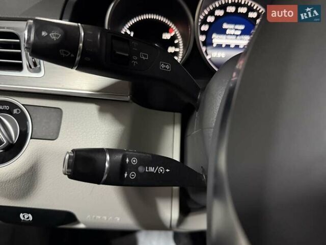 Чорний Мерседес Е-Клас, об'ємом двигуна 2.1 л та пробігом 330 тис. км за 14500 $, фото 32 на Automoto.ua