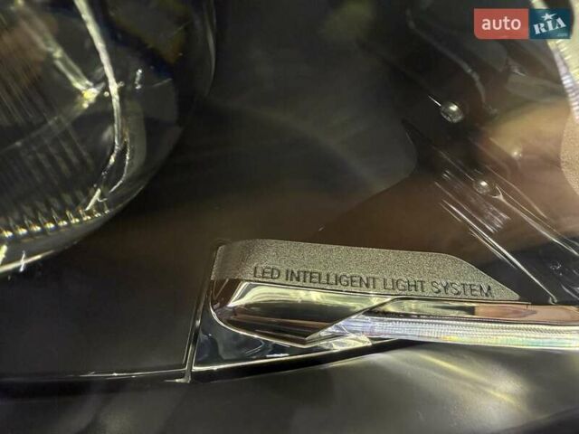 Чорний Мерседес Е-Клас, об'ємом двигуна 2.1 л та пробігом 330 тис. км за 14500 $, фото 12 на Automoto.ua