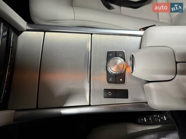 Чорний Мерседес Е-Клас, об'ємом двигуна 2.1 л та пробігом 330 тис. км за 14500 $, фото 42 на Automoto.ua