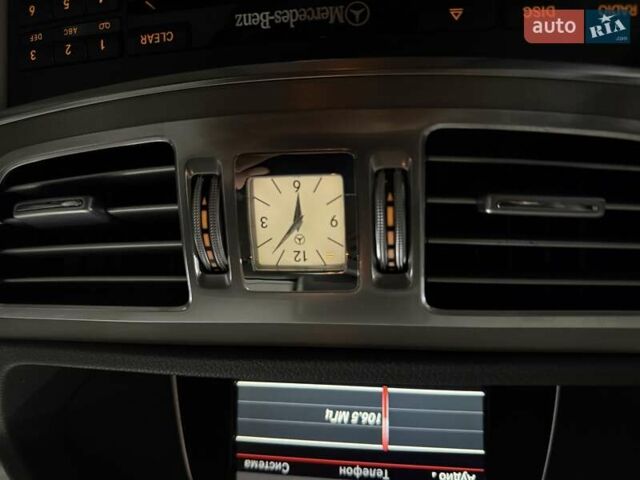 Чорний Мерседес Е-Клас, об'ємом двигуна 2.1 л та пробігом 330 тис. км за 14500 $, фото 39 на Automoto.ua