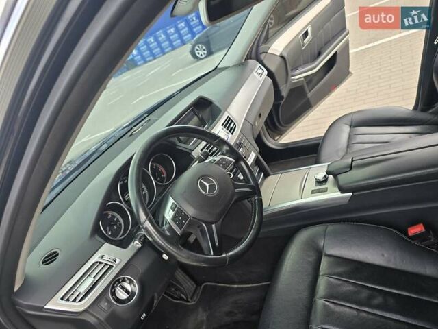 Черный Мерседес Е-Класс, объемом двигателя 2.1 л и пробегом 285 тыс. км за 15900 $, фото 23 на Automoto.ua