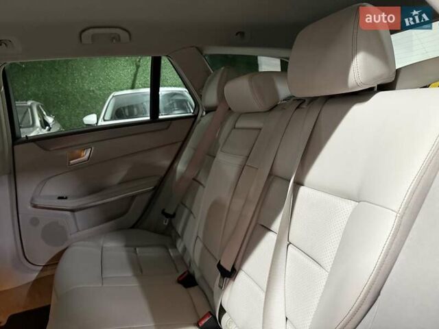 Чорний Мерседес Е-Клас, об'ємом двигуна 2.1 л та пробігом 330 тис. км за 14500 $, фото 48 на Automoto.ua