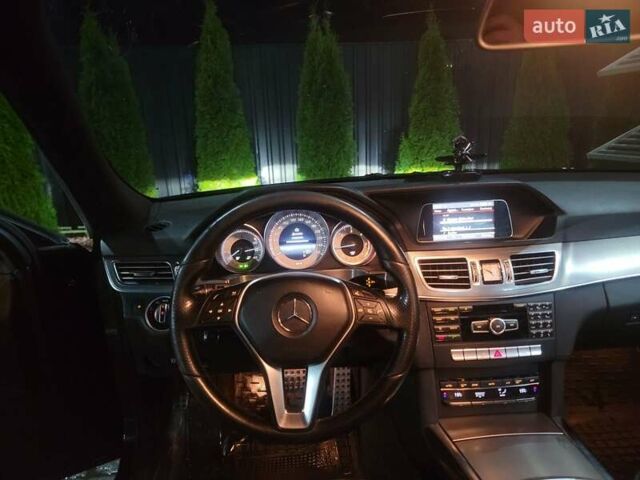 Черный Мерседес Е-Класс, объемом двигателя 2.14 л и пробегом 414 тыс. км за 14000 $, фото 21 на Automoto.ua