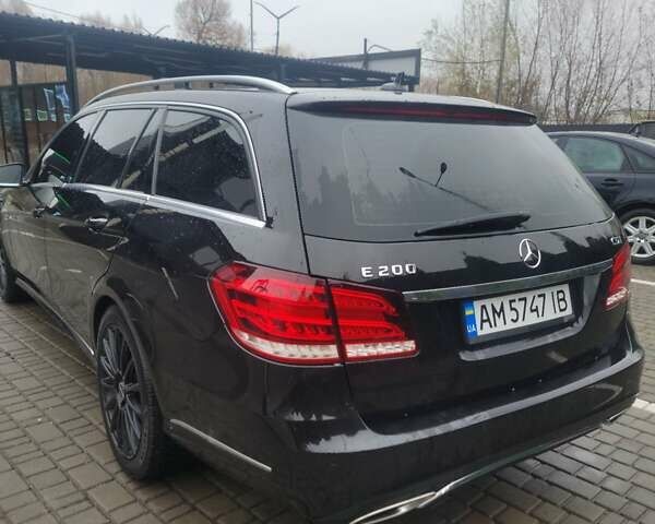 Черный Мерседес Е-Класс, объемом двигателя 2.14 л и пробегом 414 тыс. км за 14000 $, фото 4 на Automoto.ua