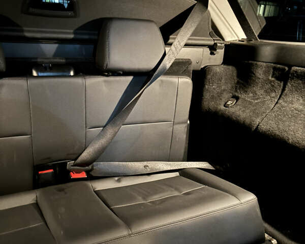 Черный Мерседес Е-Класс, объемом двигателя 2.2 л и пробегом 320 тыс. км за 13900 $, фото 19 на Automoto.ua