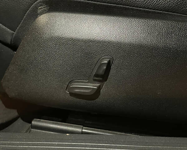 Мерседес Е-Клас 2014 у Львові на Automoto.ua Чорний Мерседес Е-Клас, об'ємом двигуна 2.14 л та пробігом 368 тис. км за 16200 $, фото 14 на Automoto.ua