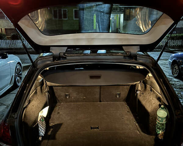 Черный Мерседес Е-Класс, объемом двигателя 2.2 л и пробегом 320 тыс. км за 13900 $, фото 17 на Automoto.ua