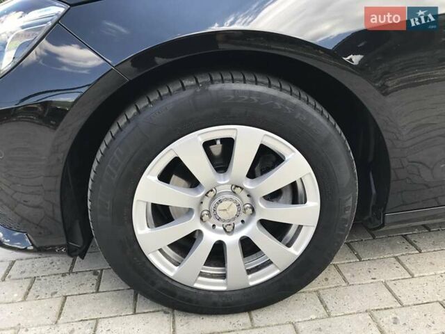 Черный Мерседес Е-Класс, объемом двигателя 2.1 л и пробегом 182 тыс. км за 14500 $, фото 5 на Automoto.ua