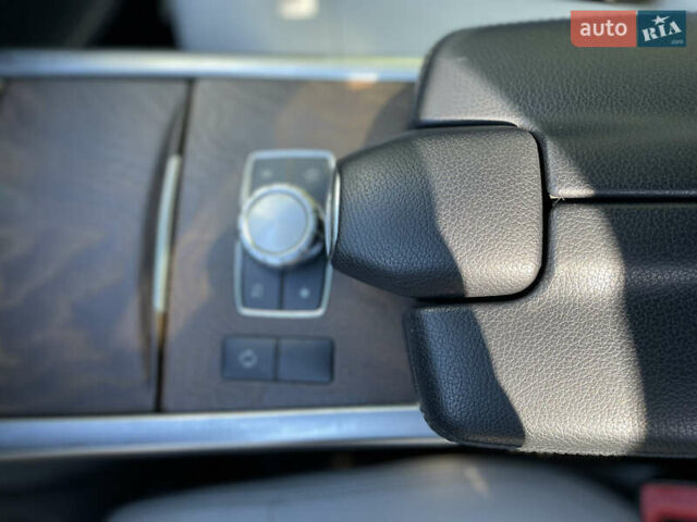 Чорний Мерседес Е-Клас, об'ємом двигуна 2.2 л та пробігом 318 тис. км за 15900 $, фото 24 на Automoto.ua