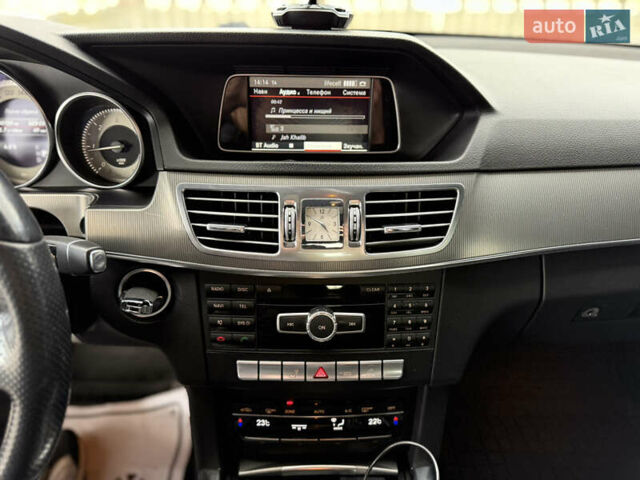 Черный Мерседес Е-Класс, объемом двигателя 2.2 л и пробегом 412 тыс. км за 9999 $, фото 21 на Automoto.ua