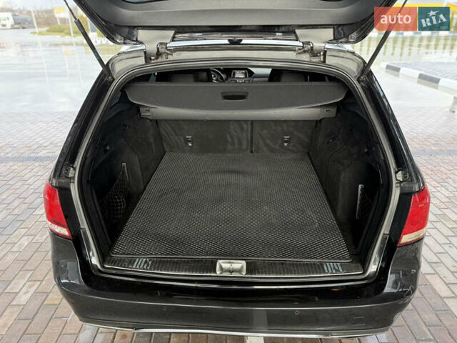 Черный Мерседес Е-Класс, объемом двигателя 2.2 л и пробегом 412 тыс. км за 9999 $, фото 35 на Automoto.ua