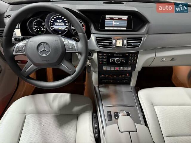 Чорний Мерседес Е-Клас, об'ємом двигуна 2.1 л та пробігом 330 тис. км за 14500 $, фото 27 на Automoto.ua