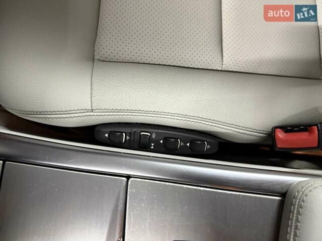 Чорний Мерседес Е-Клас, об'ємом двигуна 2.1 л та пробігом 330 тис. км за 14500 $, фото 43 на Automoto.ua