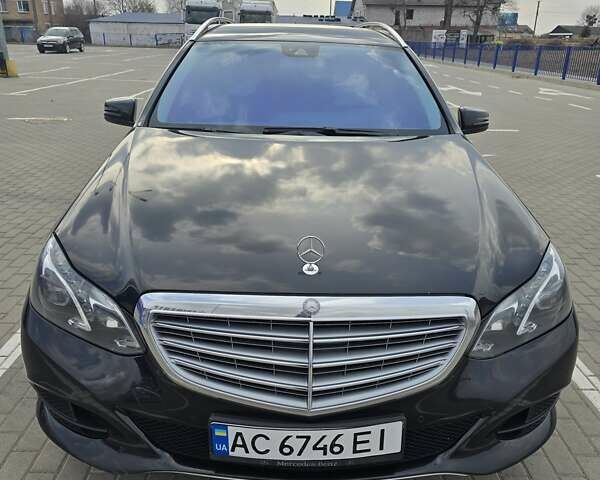 Черный Мерседес Е-Класс, объемом двигателя 2.1 л и пробегом 285 тыс. км за 15900 $, фото 7 на Automoto.ua
