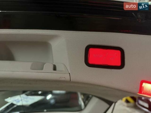 Чорний Мерседес Е-Клас, об'ємом двигуна 2.1 л та пробігом 330 тис. км за 14500 $, фото 58 на Automoto.ua