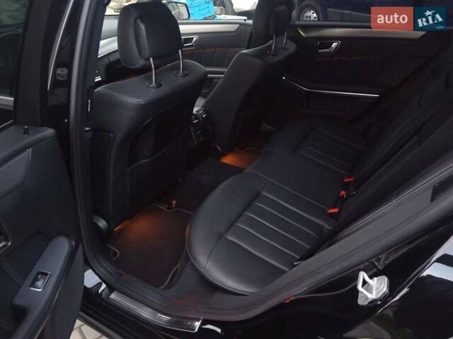 Чорний Мерседес Е-Клас, об'ємом двигуна 2.14 л та пробігом 225 тис. км за 22000 $, фото 24 на Automoto.ua