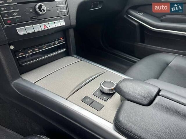 Чорний Мерседес Е-Клас, об'ємом двигуна 2.14 л та пробігом 219 тис. км за 15990 $, фото 23 на Automoto.ua