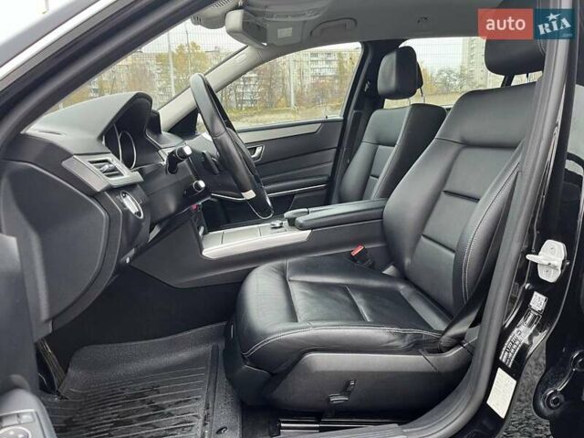 Чорний Мерседес Е-Клас, об'ємом двигуна 2.14 л та пробігом 219 тис. км за 15990 $, фото 7 на Automoto.ua