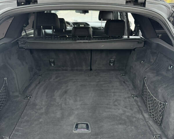 Черный Мерседес Е-Класс, объемом двигателя 2.2 л и пробегом 420 тыс. км за 15800 $, фото 7 на Automoto.ua