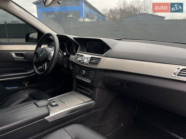 Чорний Мерседес Е-Клас, об'ємом двигуна 2.14 л та пробігом 428 тис. км за 11800 $, фото 53 на Automoto.ua
