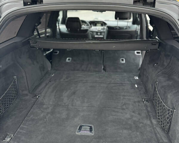 Черный Мерседес Е-Класс, объемом двигателя 2.2 л и пробегом 420 тыс. км за 15800 $, фото 10 на Automoto.ua