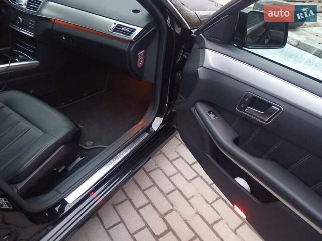 Чорний Мерседес Е-Клас, об'ємом двигуна 2.14 л та пробігом 225 тис. км за 22000 $, фото 19 на Automoto.ua