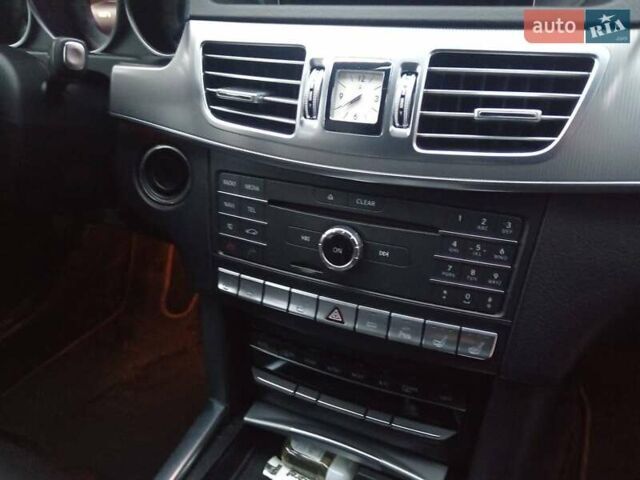 Чорний Мерседес Е-Клас, об'ємом двигуна 2.14 л та пробігом 225 тис. км за 22000 $, фото 23 на Automoto.ua