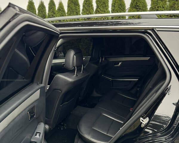 Черный Мерседес Е-Класс, объемом двигателя 2.14 л и пробегом 429 тыс. км за 14500 $, фото 34 на Automoto.ua