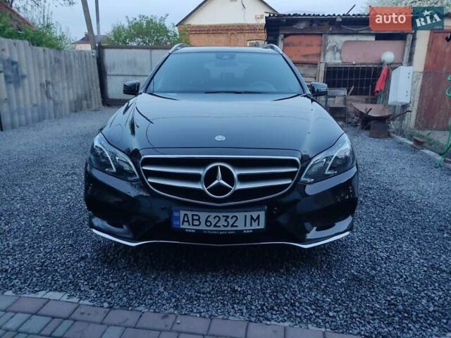 Черный Мерседес Е-Класс, объемом двигателя 2.2 л и пробегом 240 тыс. км за 17950 $, фото 14 на Automoto.ua