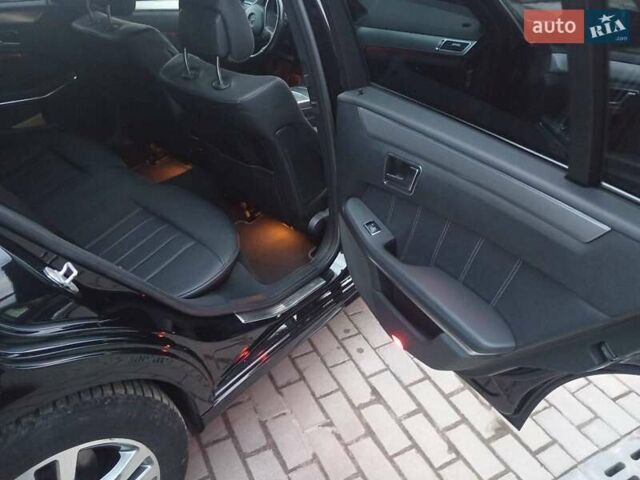 Чорний Мерседес Е-Клас, об'ємом двигуна 2.14 л та пробігом 225 тис. км за 22000 $, фото 2 на Automoto.ua