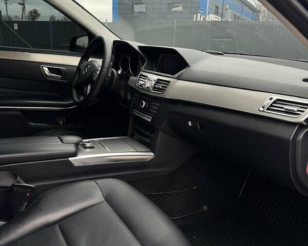 Чорний Мерседес Е-Клас, об'ємом двигуна 2.14 л та пробігом 428 тис. км за 11800 $, фото 48 на Automoto.ua