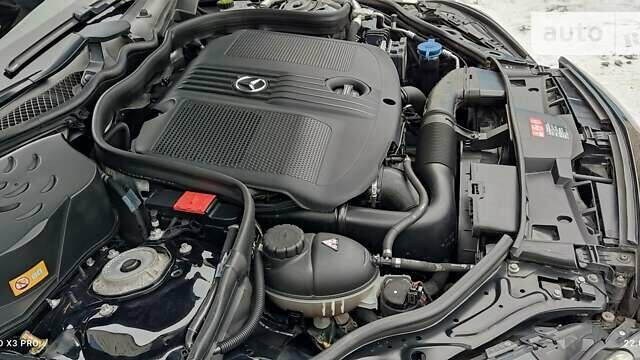 Черный Мерседес Е-Класс, объемом двигателя 2.2 л и пробегом 240 тыс. км за 17950 $, фото 18 на Automoto.ua