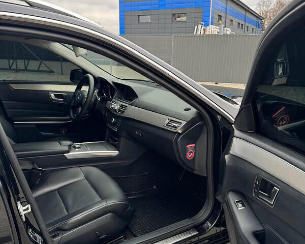 Чорний Мерседес Е-Клас, об'ємом двигуна 2.14 л та пробігом 428 тис. км за 11800 $, фото 49 на Automoto.ua