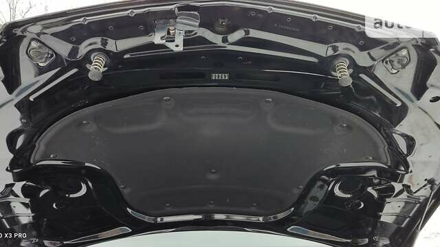 Черный Мерседес Е-Класс, объемом двигателя 2.2 л и пробегом 240 тыс. км за 17950 $, фото 19 на Automoto.ua