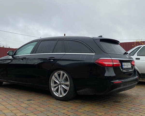 Черный Мерседес Е-Класс, объемом двигателя 1.95 л и пробегом 240 тыс. км за 18500 $, фото 6 на Automoto.ua